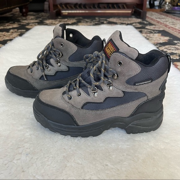 Faded Glory Cliff Hiking Men’s Chukka Boots size 7.5 main image 11